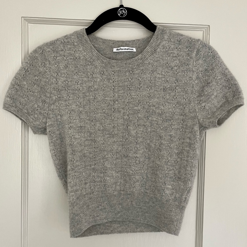 Reformation cashmere grey cropped sweater